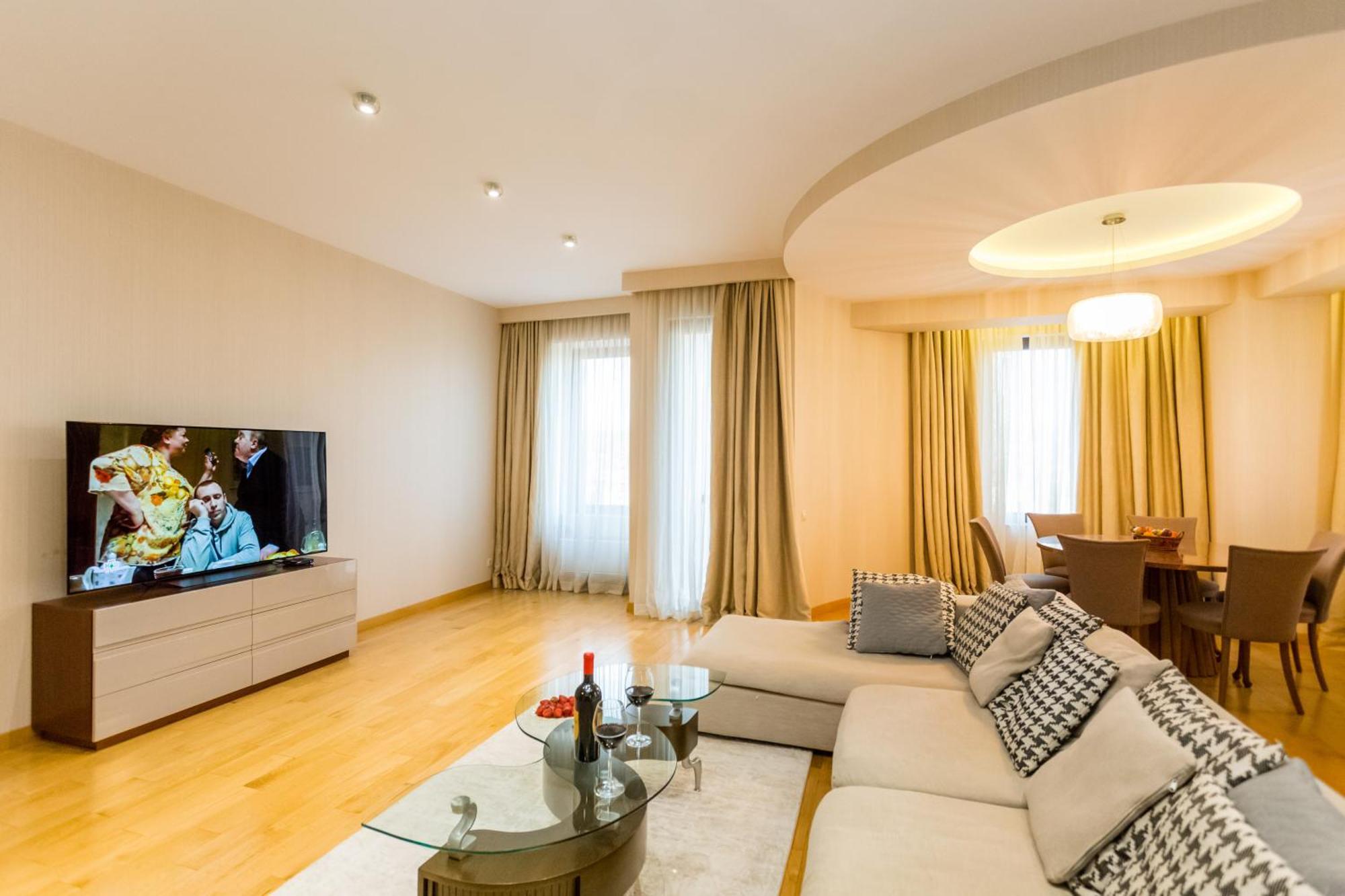 City Luxury Apartment L 第比利斯 外观 照片