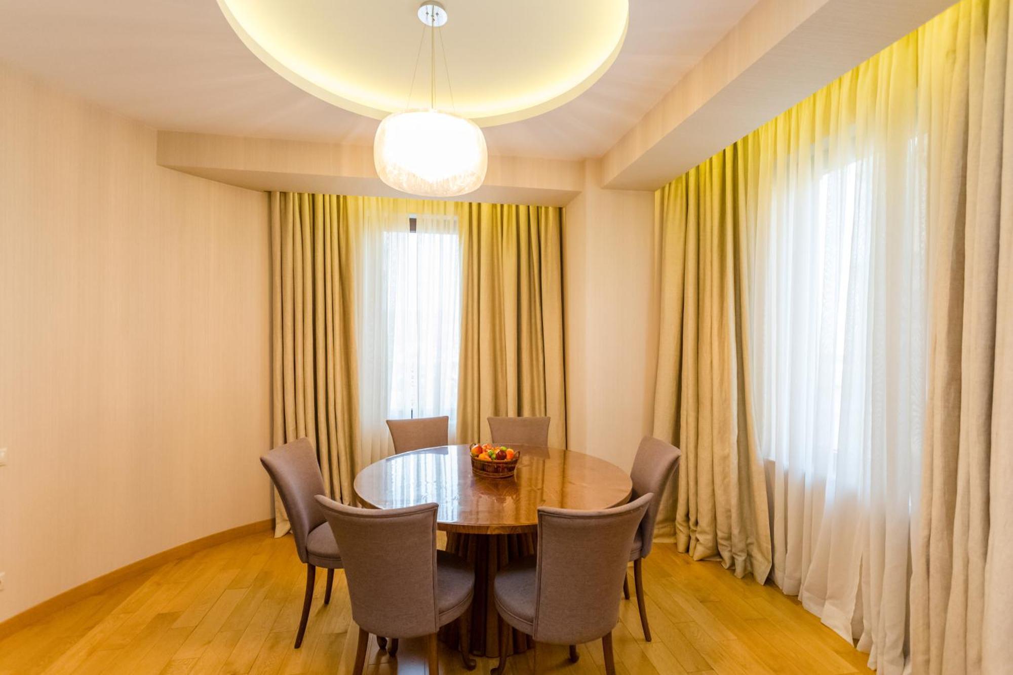 City Luxury Apartment L 第比利斯 外观 照片